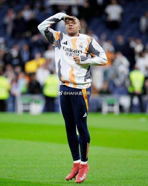 巴黎圣日耳曼渐入佳境,姆巴佩继续闪耀欧战